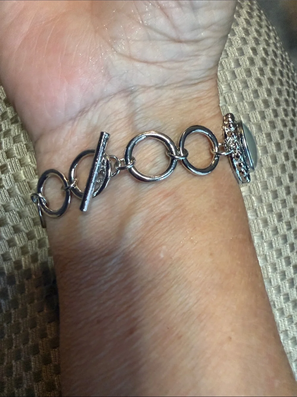 3 Snap Silver Star Accent Women's Bracelet - Silver